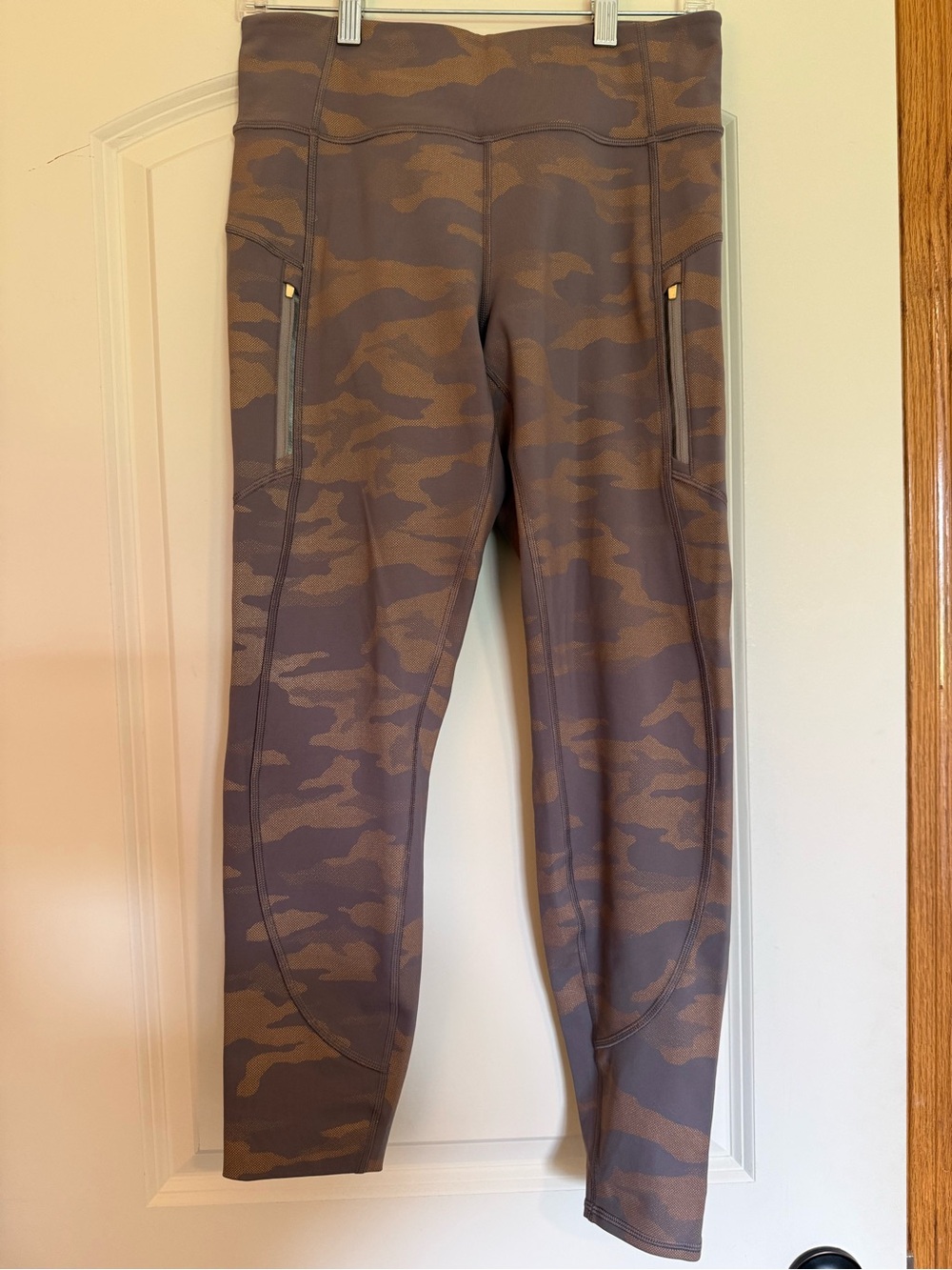 Athleta Rainier Tight Camo-Style Leggings